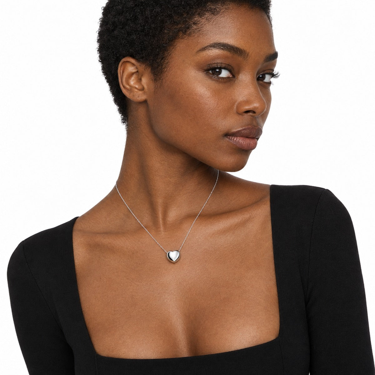 Bold Heart Pendant Necklace – Silver on model 3