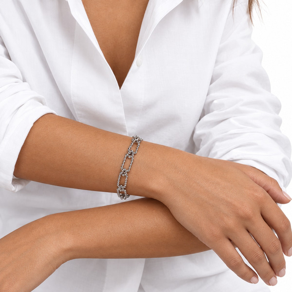 Bolle Beaded Cable Chain Bracelet – Silver on model 2