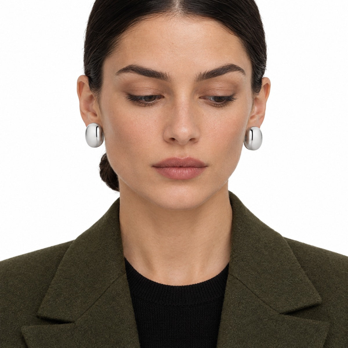 Boule Maxi Dome Earrings on model