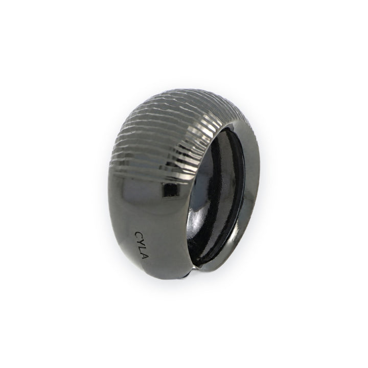 Classica Diamond-Cut Dome Band Ring
