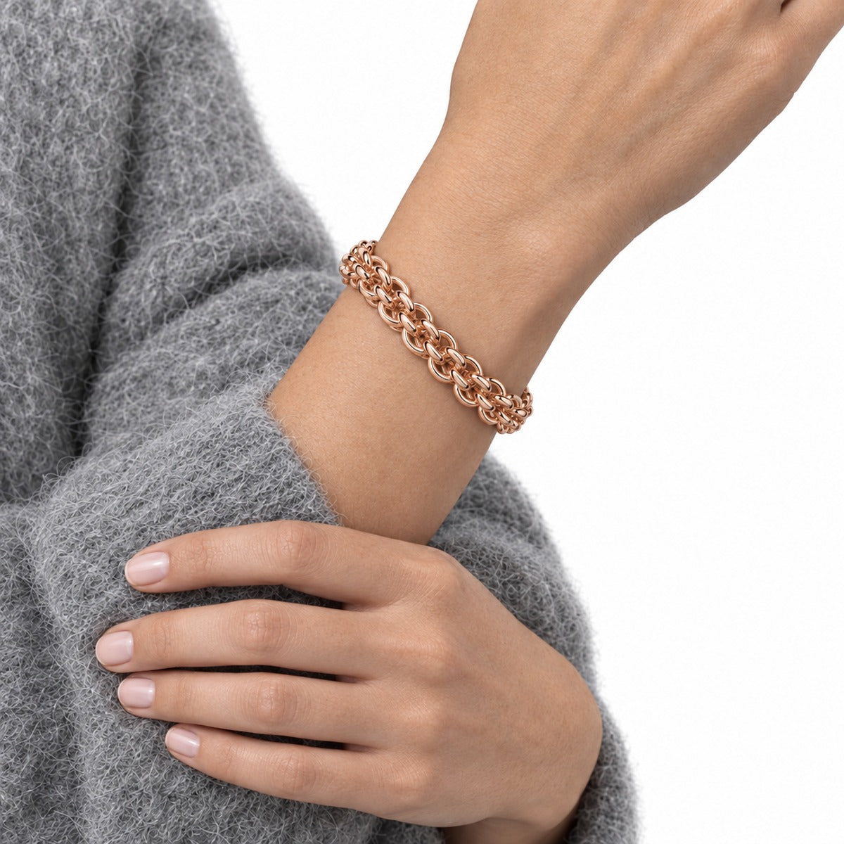 Classica Multi-Strand Rolo Bracelet on model