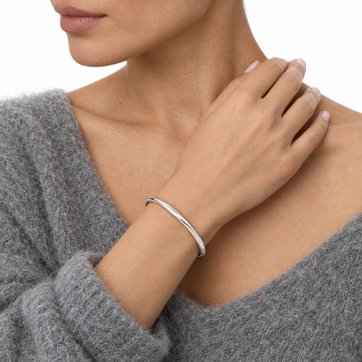 Classica Slim Sterling Bangle on model