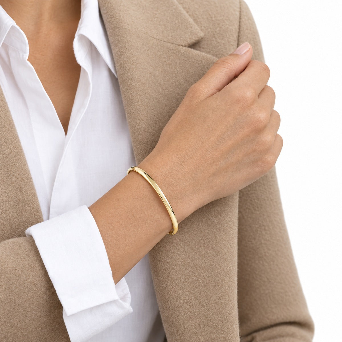Classica Slim Sterling Bangle on model