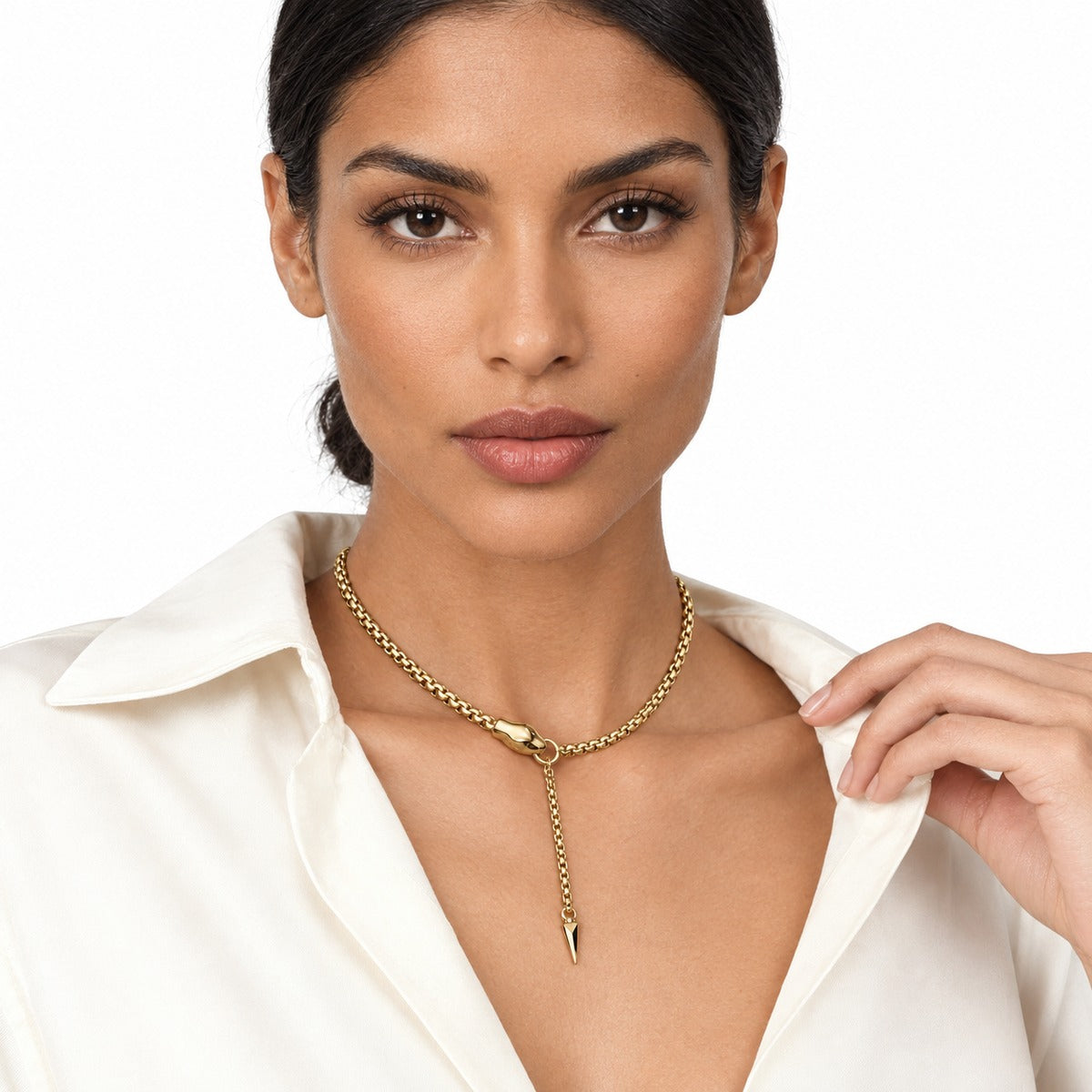 Classica Snake Head Lariat Necklace – Yellow Gold on model 1