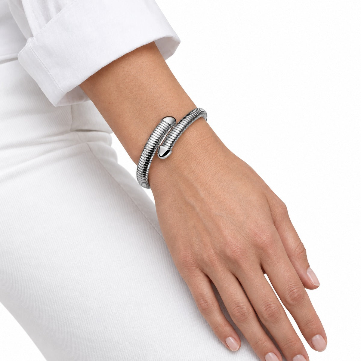 Classica Tubogas Contrarié Bracelet on model