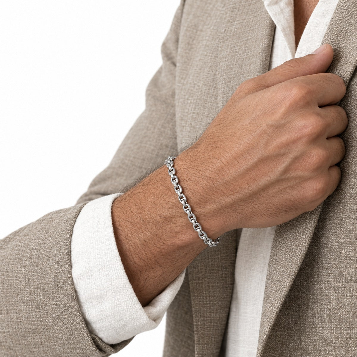 Men's Oval Link Bracelet on model