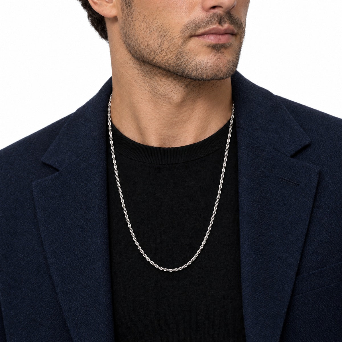 Men's Oval Link Chain on model