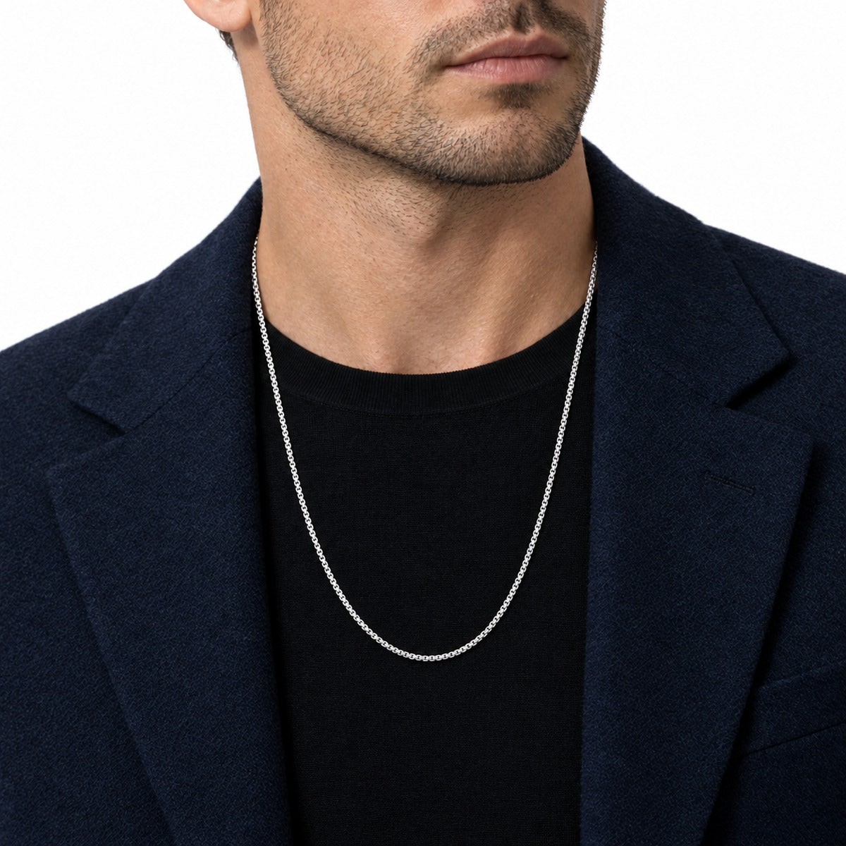 Men's Venetian Chain on model
